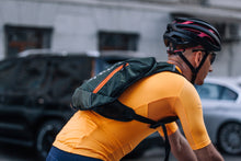 Cargar imagen en el visor de la galería, Santic® Mochila Deportiva Reflectante Ciclismo Running Senderismo 15L