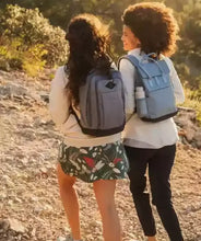 Cargar imagen en el visor de la galería, Quechua® Mochila NH150 SQUARE | Reforzada | 8 BOLSILLOS