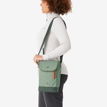 Cargar imagen en el visor de la galería, Quechua® Bolso Nevera 10 litros Isotérmica Camping Senderismo
