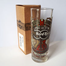Cargar imagen en el visor de la galería, Hard Rock Cafe® Shot Glass 2.5 oz Vaso Chupito para Coleccionistas | Guitarra con Alas