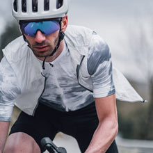 Cargar imagen en el visor de la galería, Santic® Chaleco Cortavientos Profesional Unisex Ciclismo | S-M-L-XL