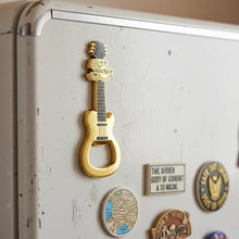 Cargar imagen en el visor de la galería, Hard Rock Cafe® Imán de Guitarra de Colección Souvenir