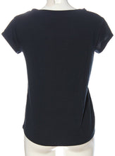 Cargar imagen en el visor de la galería, Hard Rock Cafe® Original Polo Camiseta Boutique Mujer | XS-S-M