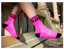Cargar imagen en el visor de la galería, Santic® Calcetines Unisex de Ciclismo 36-43 Medias