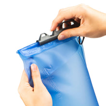 Cargar imagen en el visor de la galería, Rockrider® Bolsa de Agua Importada 2L para mochila Hidratación