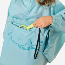 Cargar imagen en el visor de la galería, Quechua® Chubasquero Poncho Impermeable Montaña Trekking Niños | 2-4 / 4-6 años