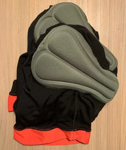 Cargar imagen en el visor de la galería, Triban® France Short Culotte T500 Ciclismo Mujer 2 horas | S-L