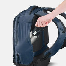 Cargar imagen en el visor de la galería, Quechua® Mochila 16L NH ESCAPE 500 PC 13" Montaña Viajes