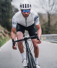 Cargar imagen en el visor de la galería, Santic® Chaleco Cortavientos Profesional Unisex Ciclismo | S-M-L-XL