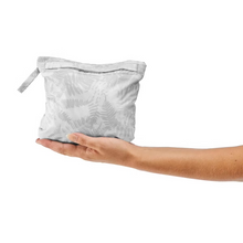Cargar imagen en el visor de la galería, Quechua® Mujer Casaca Chubasquero Impermeable Full Zip Cortaviento | XS-S-M-L