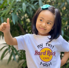 Cargar imagen en el visor de la galería, MY FIRST HARD ROCK CAFE® T-SHIRT Original Polo Camiseta Toddlers | 2T-3T-4T