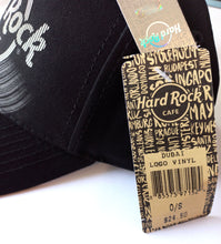Cargar imagen en el visor de la galería, Hard Rock Cafe® Original Gorra Gorro Modelo Disco Vinilo DUBAI