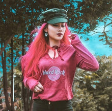 Cargar imagen en el visor de la galería, Hard Rock Cafe® Sudadera Ligera Con Capucha French Terry COPENHAGEN (Talla: Small)