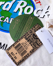 Cargar imagen en el visor de la galería, Hard Rock Cafe® Polo Mujer Save The Planet Fibra Ecológica | XS-S-M-L