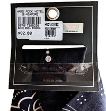 Cargar imagen en el visor de la galería, Hard Rock Cafe® Bandana Pañuelo Skull & Guitars Multiusos Aventura