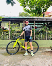 Cargar imagen en el visor de la galería, Santic® CONJUNTO Set de Ciclismo Jersey + Bib Shorts | 2XS