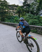 Cargar imagen en el visor de la galería, Santic® Mochila Deportiva Reflectante Ciclismo Running Senderismo 15L
