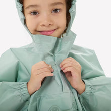 Cargar imagen en el visor de la galería, Quechua® Chubasquero Poncho Impermeable Montaña Trekking Niños Lluvia | 2-4 años
