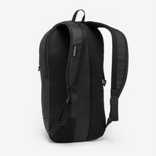 Cargar imagen en el visor de la galería, Quechua® Mochila 10 litros NH100 REFORZADA ECODISEÑO
