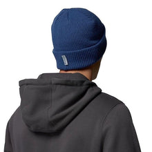 Cargar imagen en el visor de la galería, Columbia® PFG Patch Beanie Chullo Gorro | Carbon
