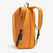 Cargar imagen en el visor de la galería, Quechua® Mochila 10 litros NH100 REFORZADA ECODISEÑO
