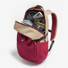 Cargar imagen en el visor de la galería, Quechua® Mochila 20 LITROS ARPENAZ 100 Montaña Trekking Viajes
