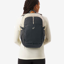 Cargar imagen en el visor de la galería, Quechua® Mochila 20 LITROS ARPENAZ 100 Montaña Trekking Viajes
