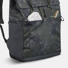 Cargar imagen en el visor de la galería, Quechua® Mochila 16L NH150 SQUARE Montaña Viajes
