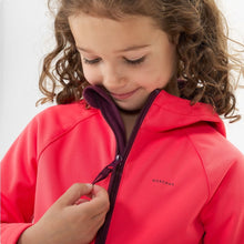 Cargar imagen en el visor de la galería, Quechua® Casaca Softshell MH900 Niñas Senderismo Montaña | 2-3 / 3-4 / 5-6 años
