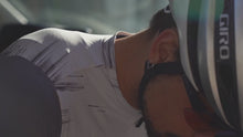 Cargar y reproducir el video en el visor de la galería, Santic® Jersey Manga Larga PRO-FIT WEIZHE Maillot | XS-S-M-L-XL
