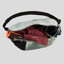 Cargar imagen en el visor de la galería, Forclaz® Canguro Compacto de Trekking Travel 100
