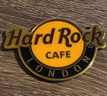 Cargar imagen en el visor de la galería, Hard Rock Cafe® LONDON Classic Logo Magnet Imán Souvenir
