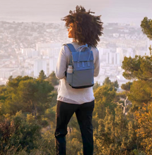 Cargar imagen en el visor de la galería, Quechua® Mochila NH150 SQUARE 10L Montaña Viajes
