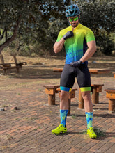 Cargar imagen en el visor de la galería, Darevie® Jersey Maillot PRO TEAM Ciclismo | S-M-L
