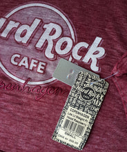 Cargar imagen en el visor de la galería, Hard Rock Cafe® Sudadera Ligera Con Capucha French Terry COPENHAGEN (Talla: Small)
