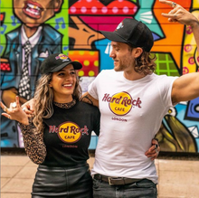 Cargar imagen en el visor de la galería, Hard Rock Cafe® Polo Mujer Modelo Clásico Negro | S-M-L
